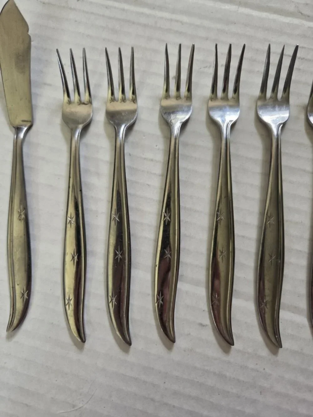 Vintage Starette Starburst Atomic Stainless Steel Cocktail Forks Set of 7 +knife